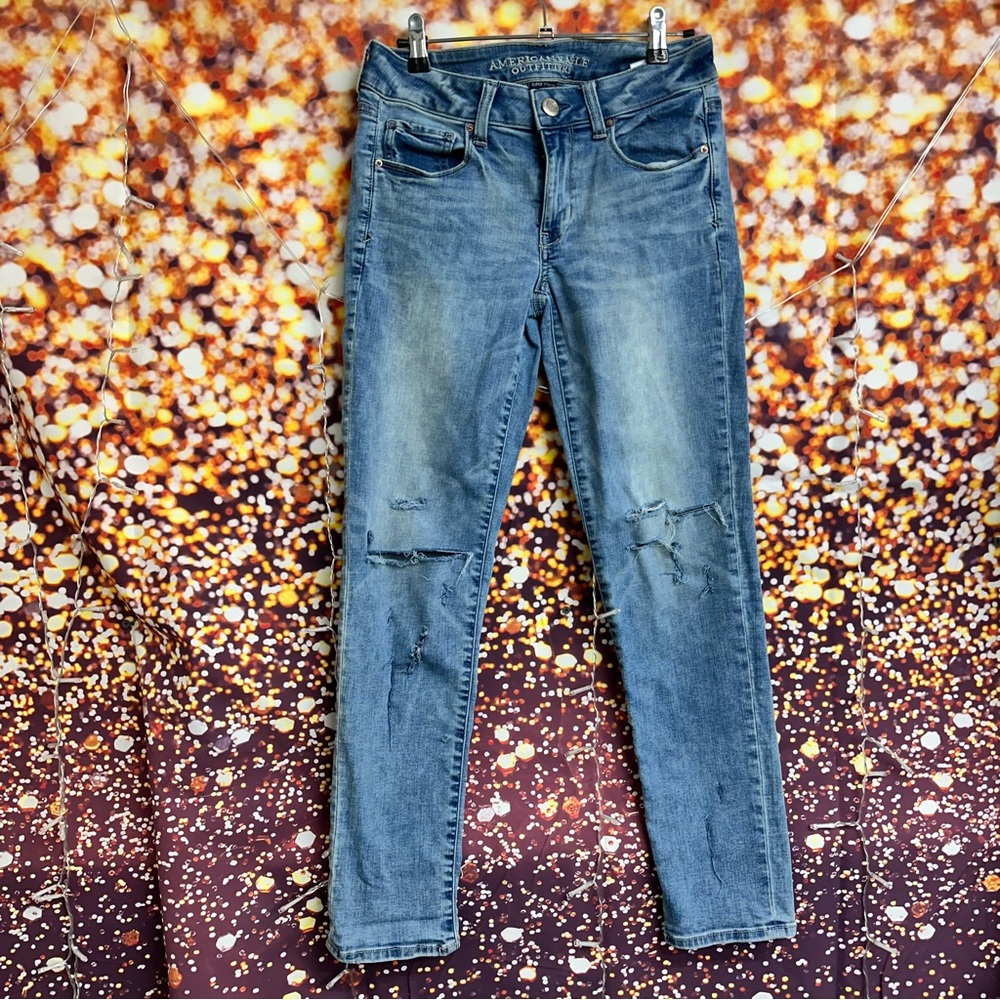 American Eagle Super Stretch Skinny Jean size 4 Short